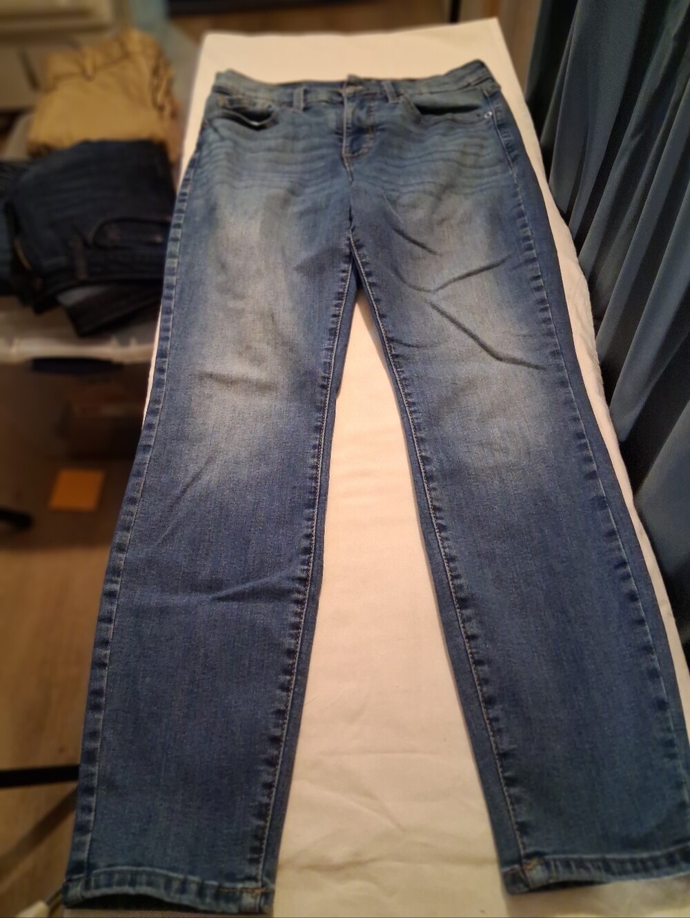 BOGO On DENIM-LUCKY BRAND Classic Women's Blue Jeans Mid-Rise Ava Skinny